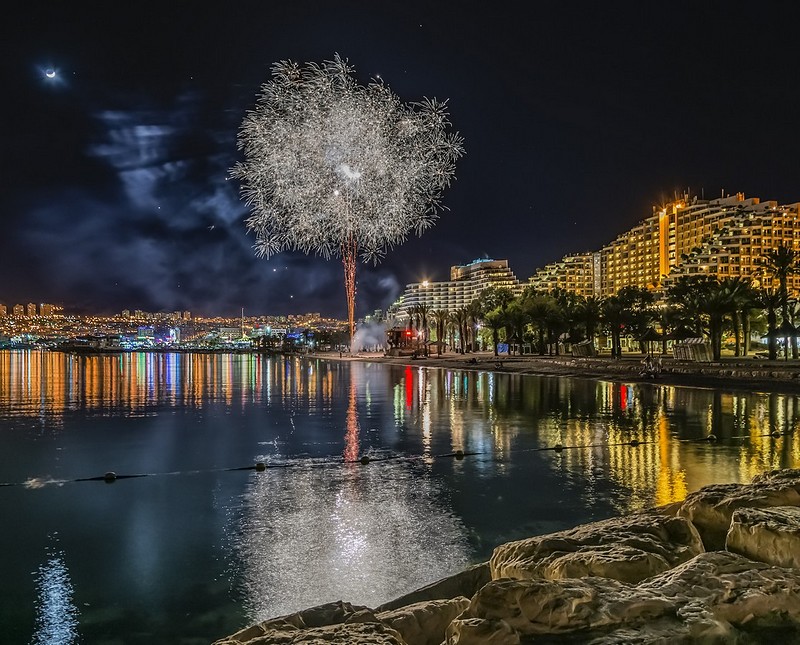 Independence Day&nbsp;-&nbsp;�������, �����, ����, ���� ����, ��������,&nbsp;Eilat  independence  day  wirework  hotels  city  beach  pier reflection night .&nbsp;����� ��&nbsp;���� �������. ������: NIKON D800