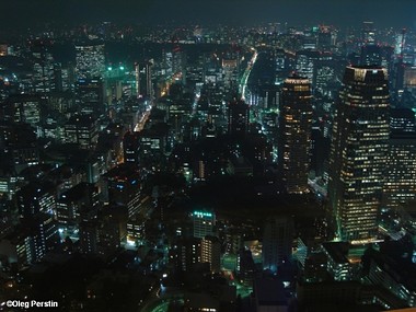 טוקיו בלילה