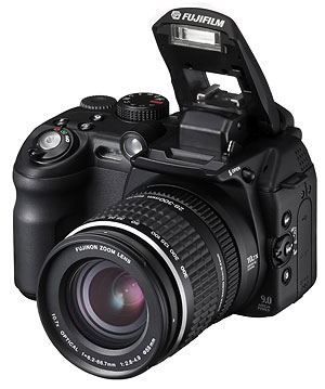 FUJIFILM-FINEPIX S9500