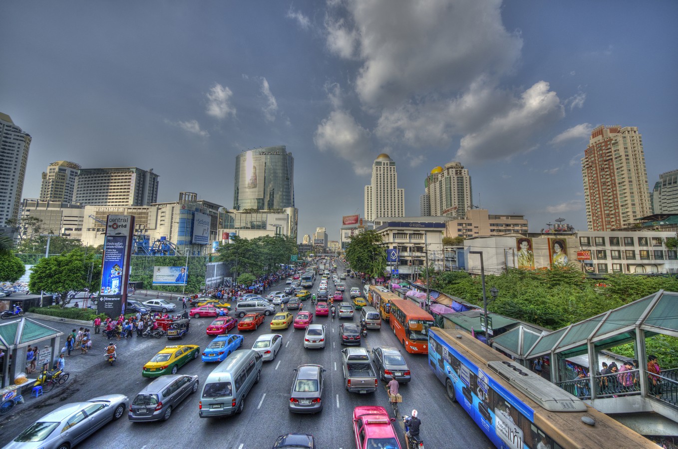 יובל חיימוב