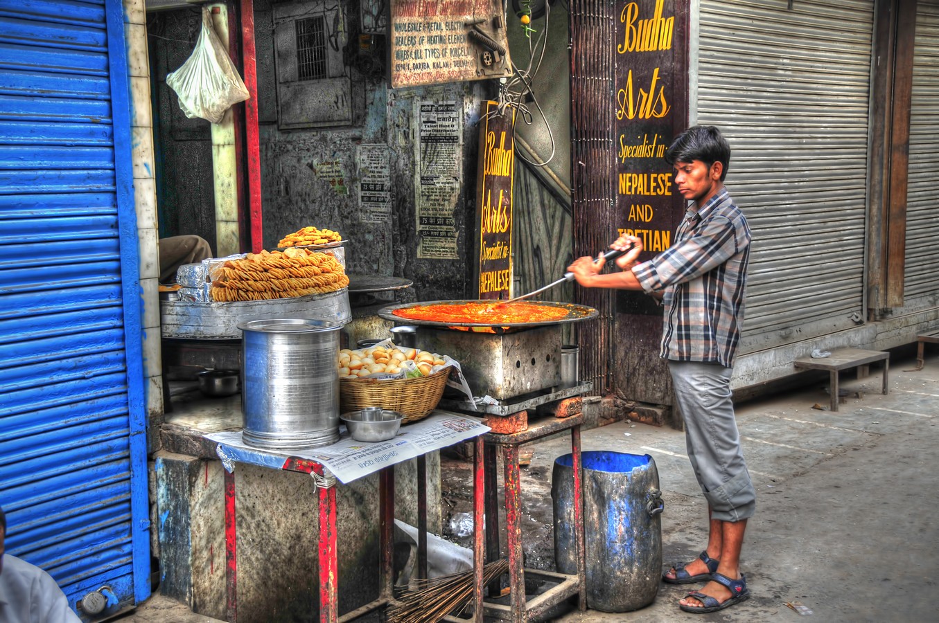 פיני  אביבי