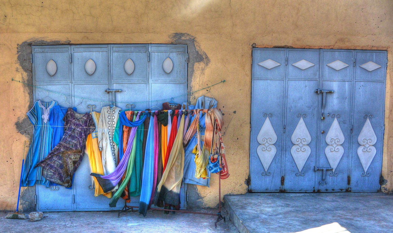 פיני  אביבי