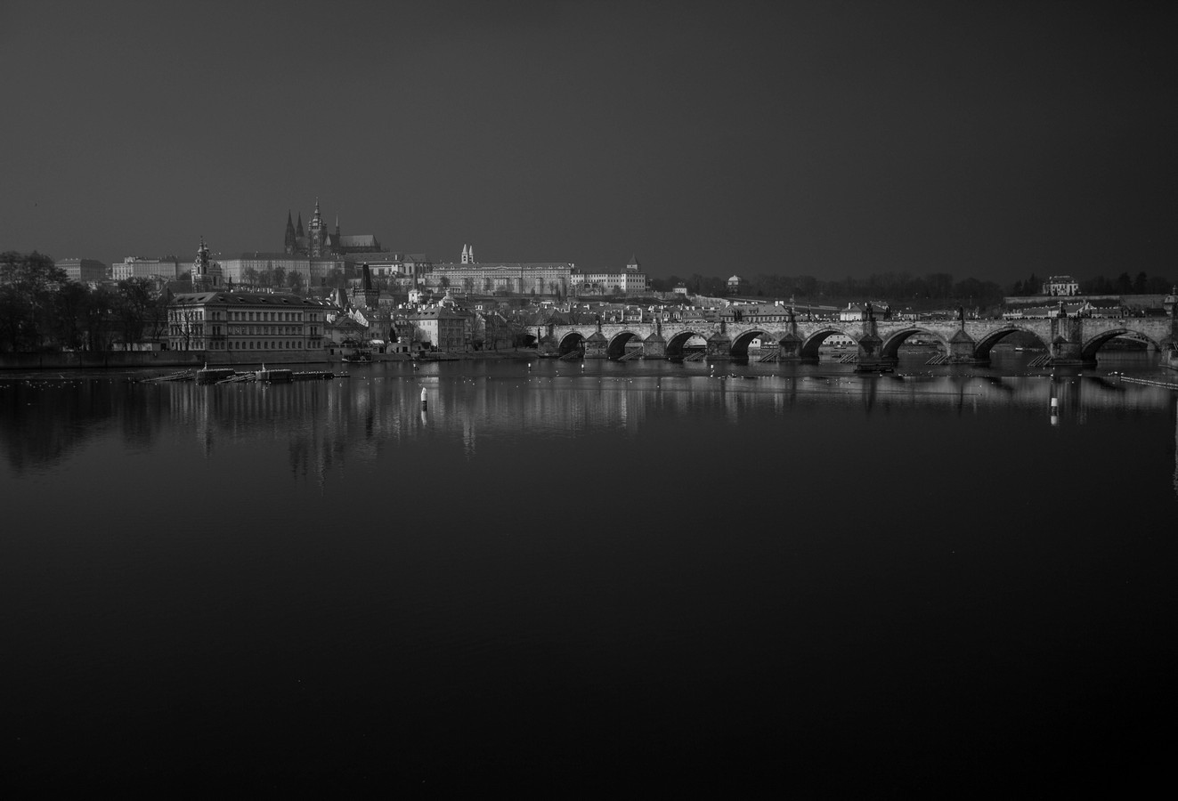 אריק לוי סימוני