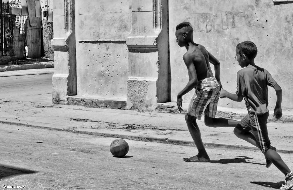 איציק איינהורן