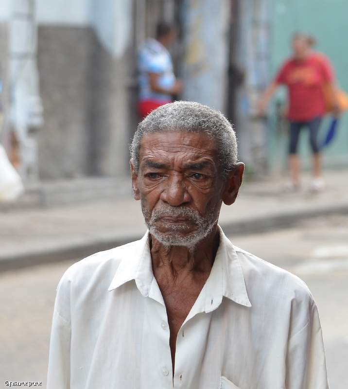 איציק איינהורן