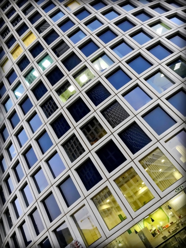 נאוה פמיליה