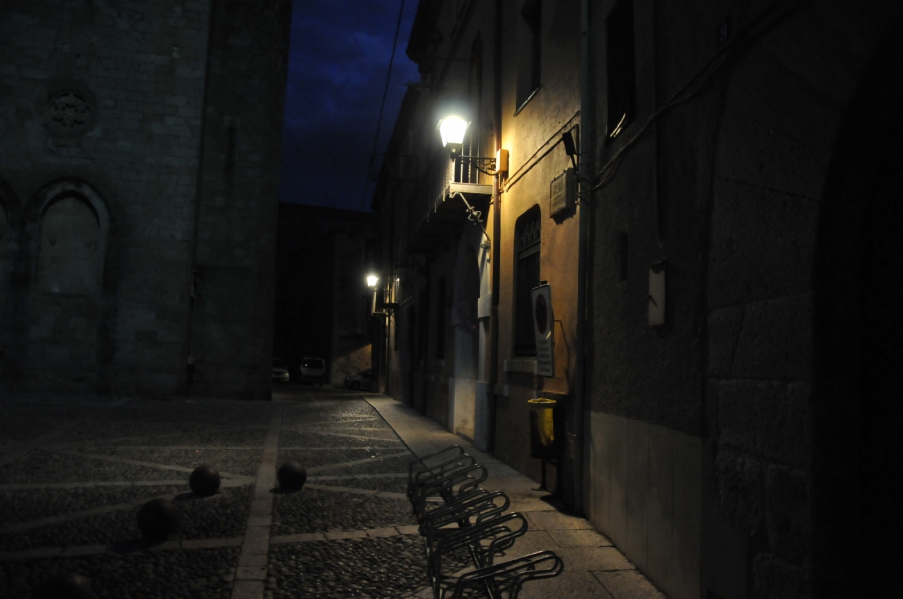 Picshare | סימטה חשוכה | תמונות מקומות בעולם | צילום של אהוד אורינובסקי