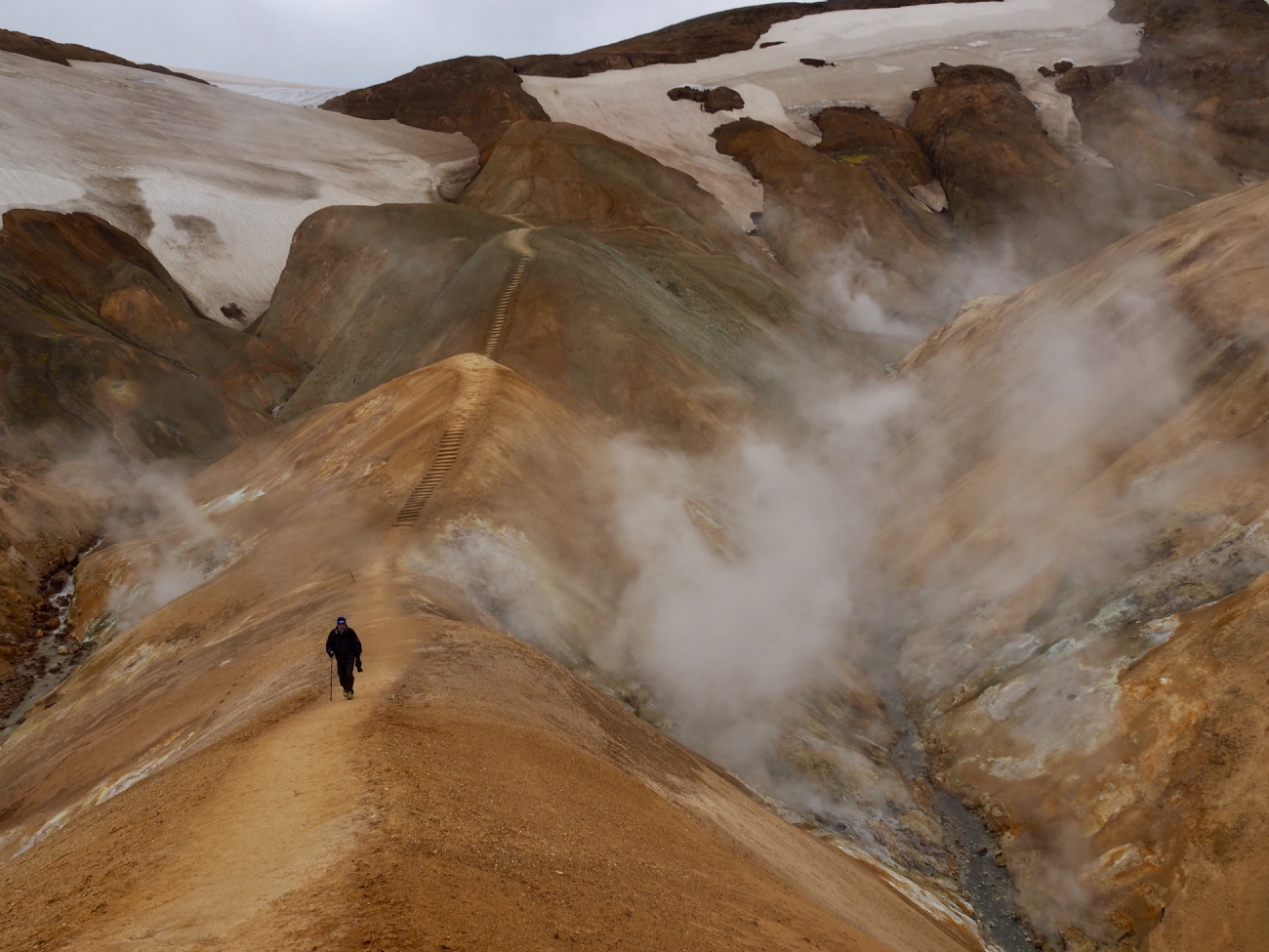 יובל בנציון