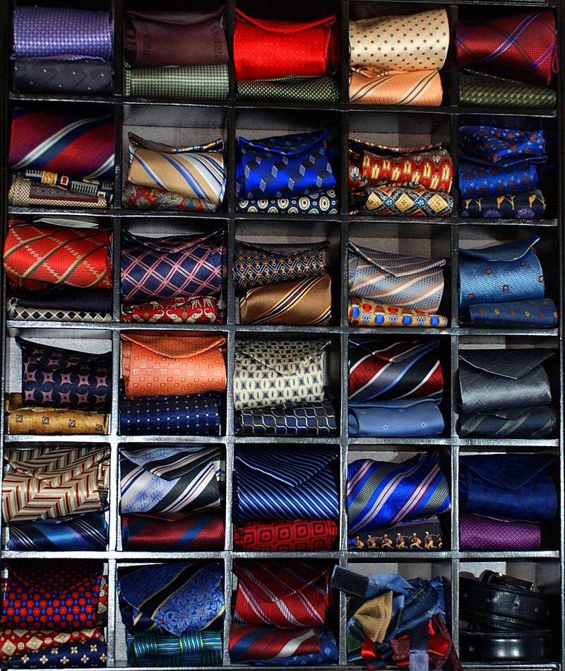 פיני  אביבי