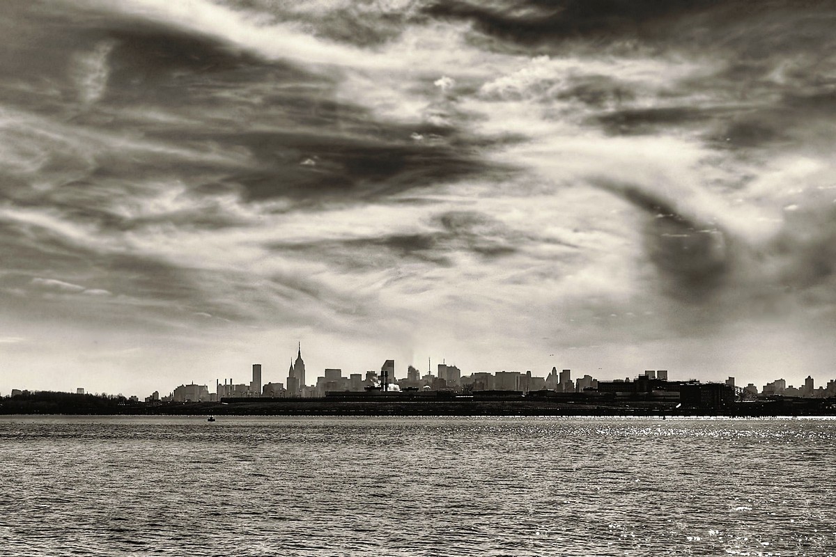 שמיים כחולים