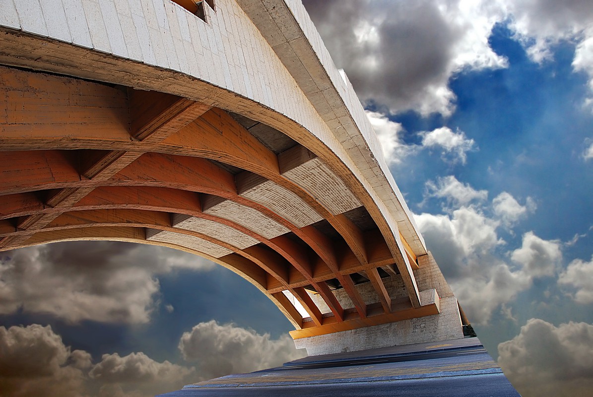 ‫שלום ניסימי‬‎