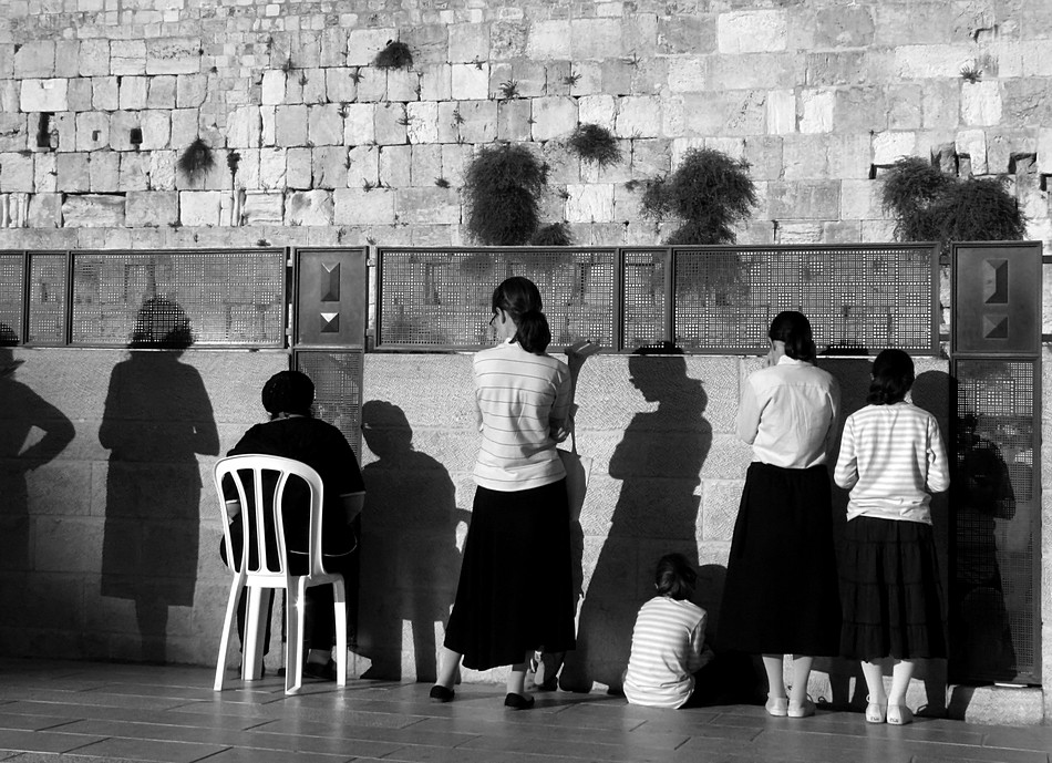 נאוה פמיליה