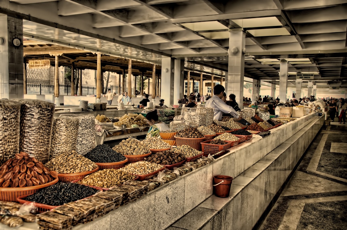 פיני  אביבי