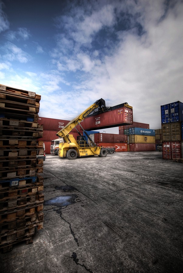 יגאל  אזולאי