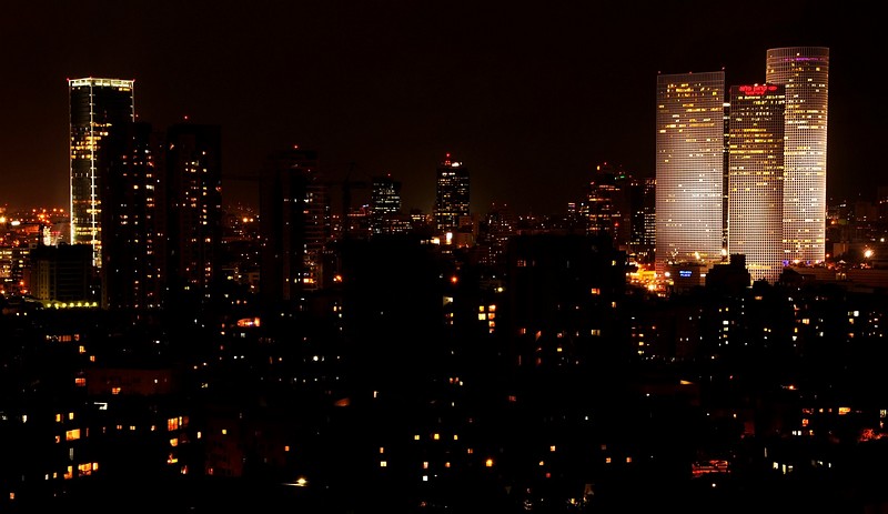 אורות הכרך.