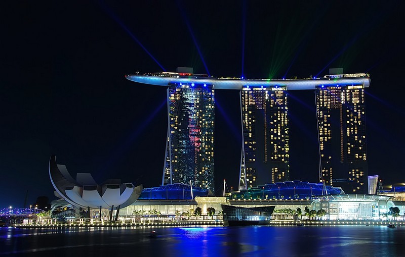 ספינת האהבה . . . 