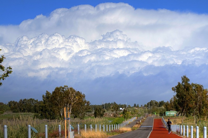 הרים מושלגים בהרצליה