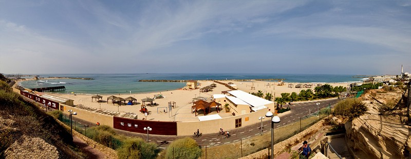 פנורמה של חוף תל אביבי