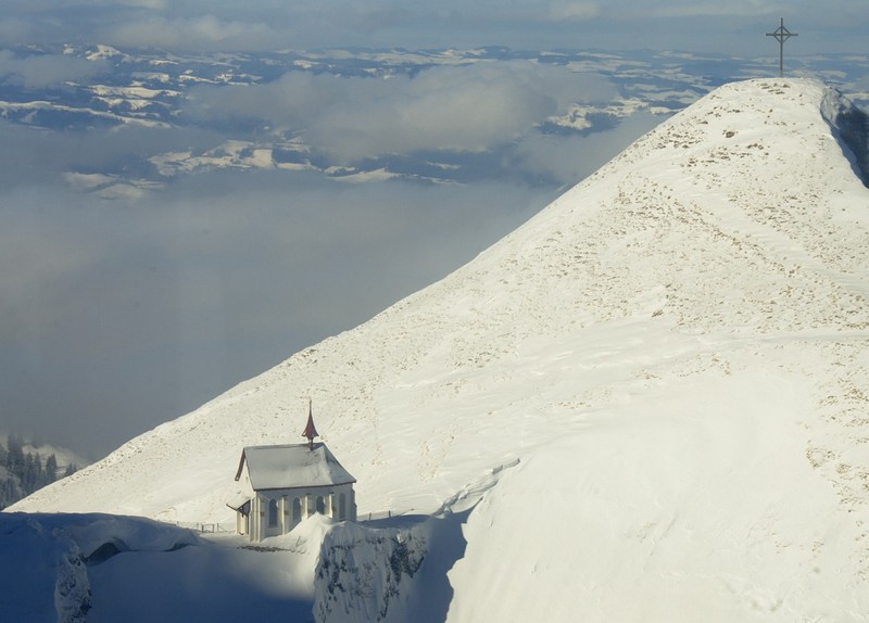  ברומו של עולם
