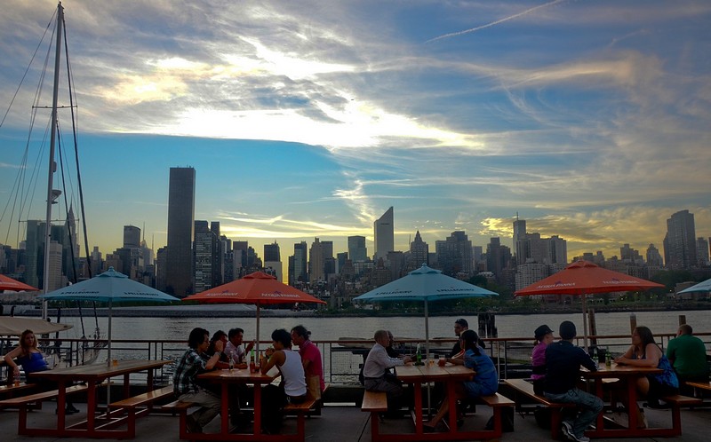 לשתות בגלויה 