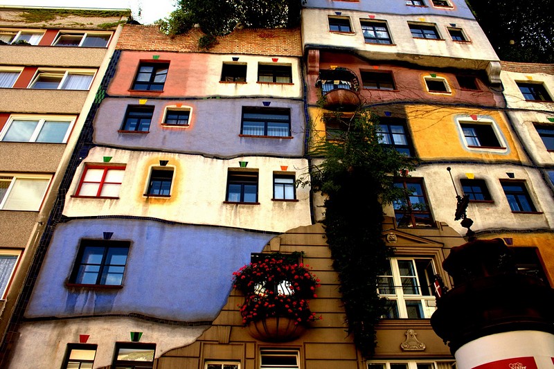 בית בצבעים