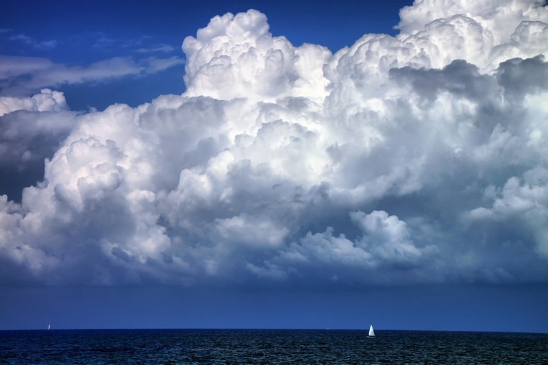 מעונן חלקית...