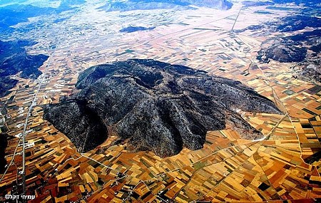 פסיפס מגובה 20000 רגל
