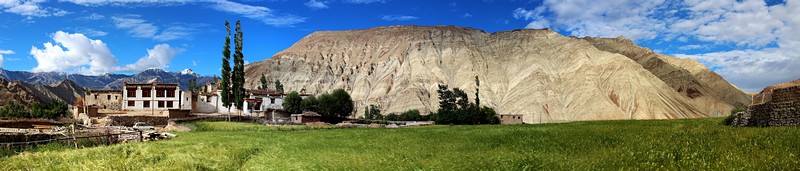 בין הר מדבר לשדה מוריק