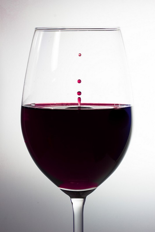 טיפת יין