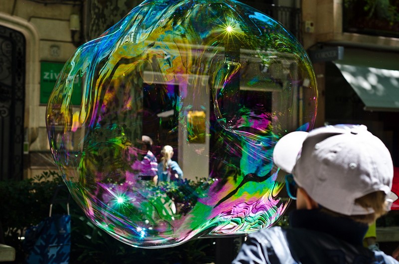 החיים בבועה