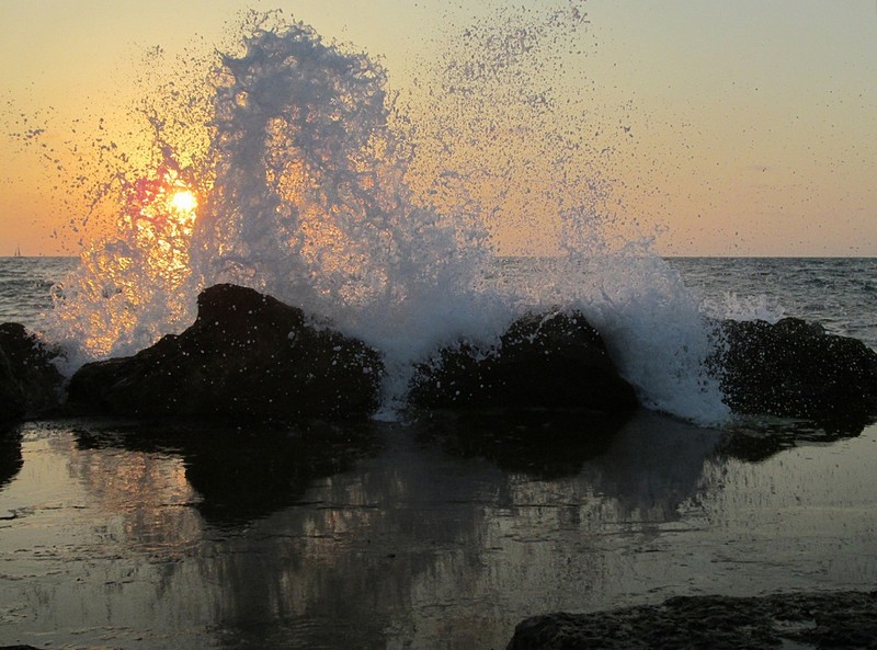 ים שמש שמיים