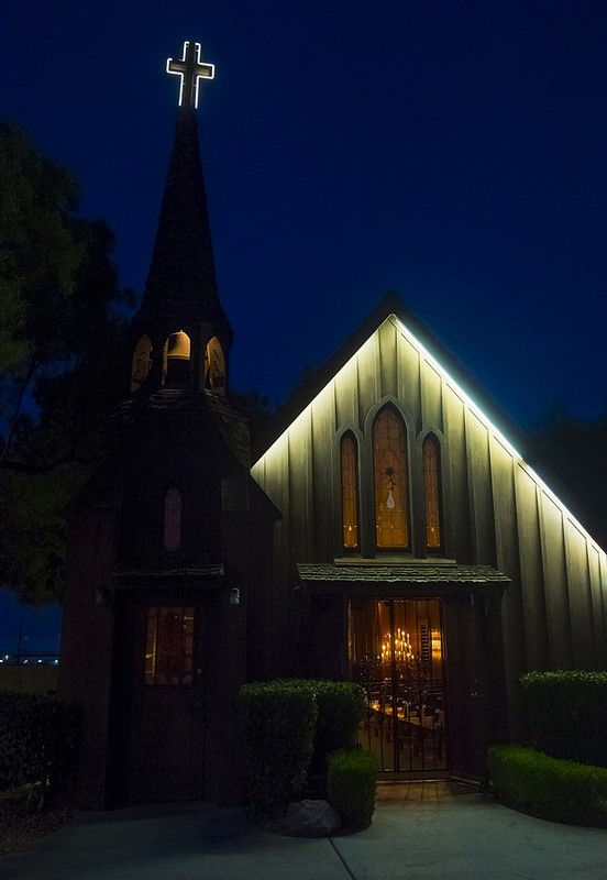 כנסייה קטנה ומגניבה