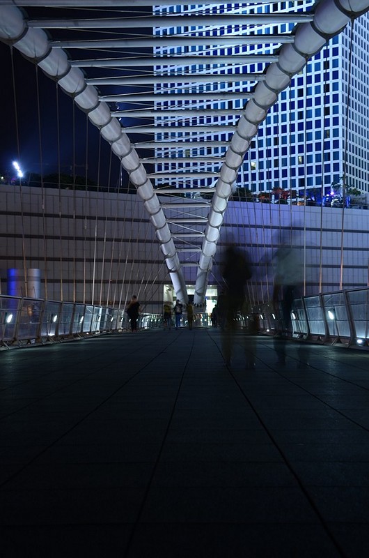 יוצאים לבלות