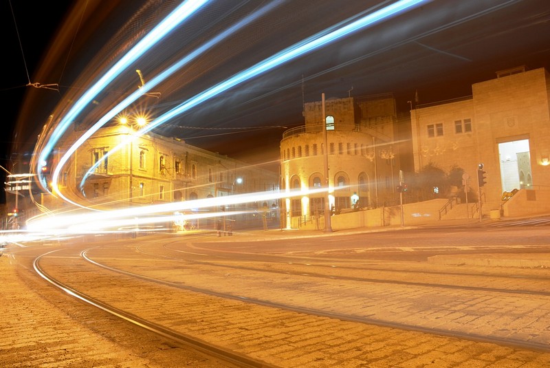 מהירות האור!