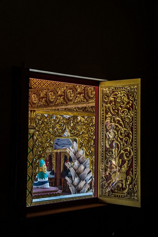 מראה מהחלון