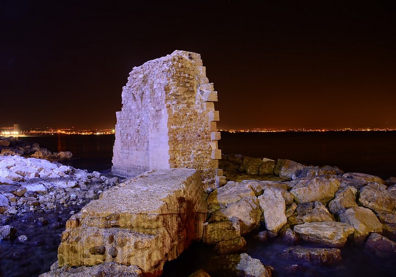 שלווה בנמל העתיק