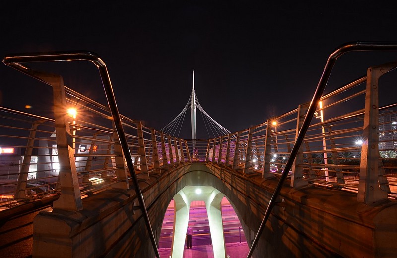 למטה,או שמא למעלה?