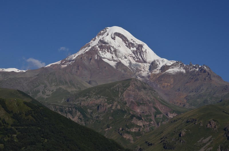 הקווקז המושלג. קזבגי.