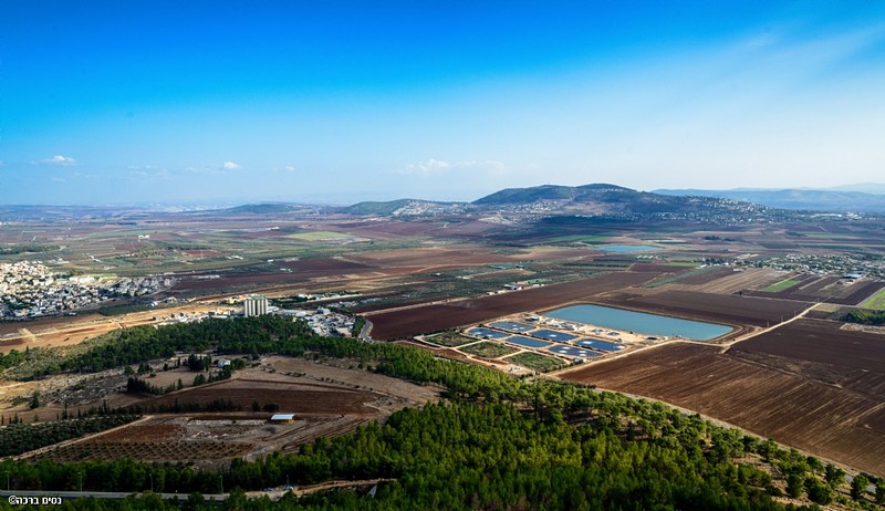 תצפית אל העמק 2