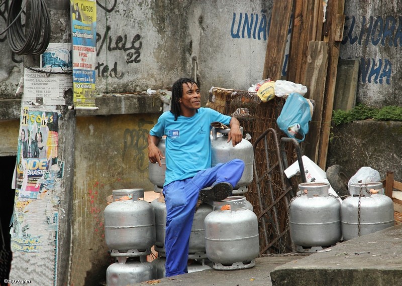 מוכר גז בריו