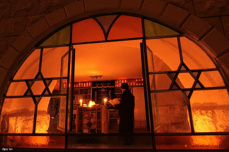 תפילה לאור נרות