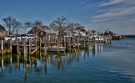 יושב בכיף קוד על המים