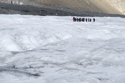 לטייל על קרחון