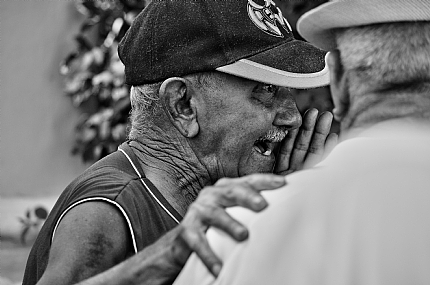תשבעו לא לספר. זה סוד!