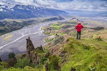צופה על העמק