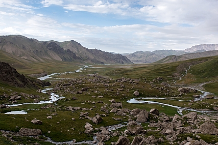נוף בראשית - קירגיזסטן