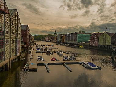 חנייה צמודה