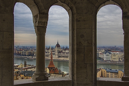 חלונות אל הדנובה