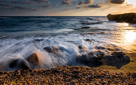 שקיעה בחוף הבונים