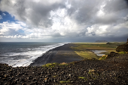 עננות בחוף ים שחור 